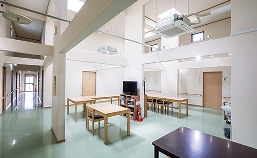 施設の室内